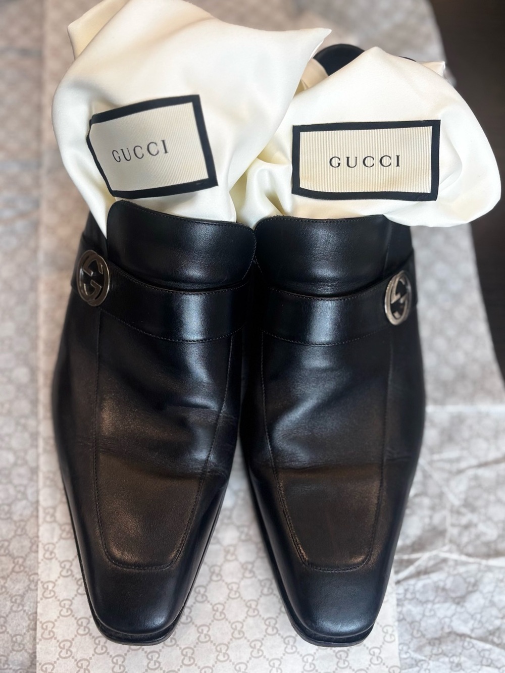 Gucci mens dress black dress shoe size 10 Authentic